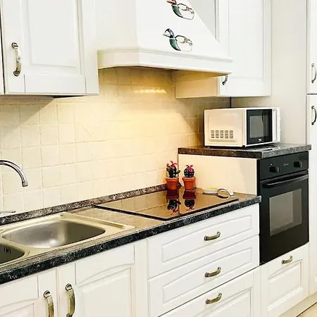 Apartment Looney Tunes